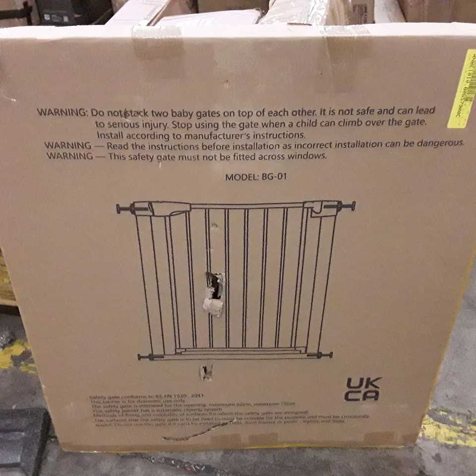BOXED WALK THROUGH SAFETY GATE