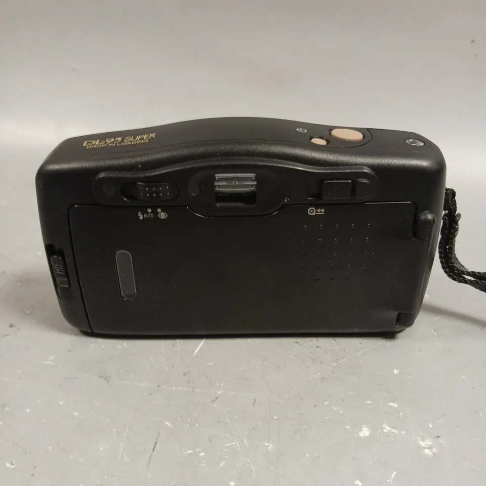 FUJI DL-95 DROP IN LOADING FILM CAMERA 