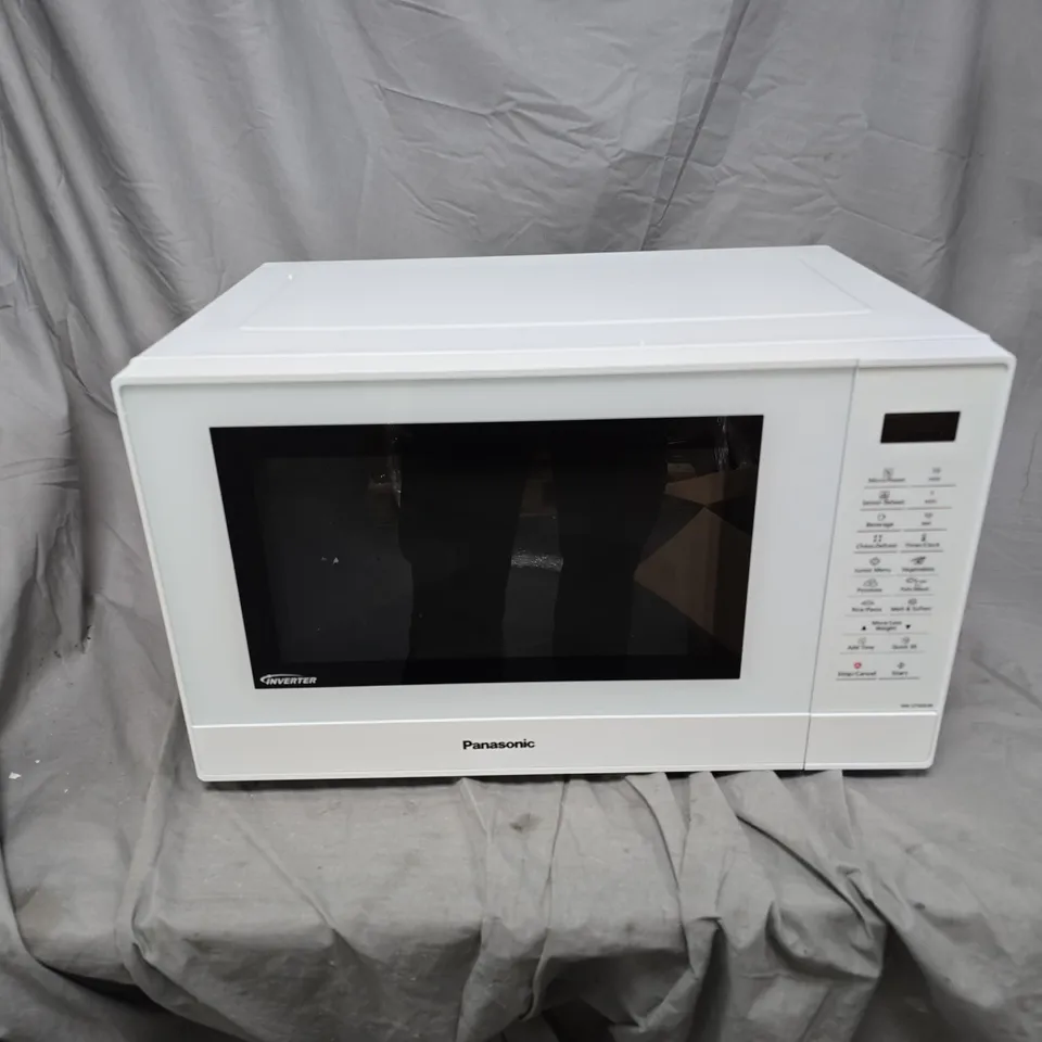 BOXED PANASONIC NN-ST45KWBPQ SOLO MICROWAVE