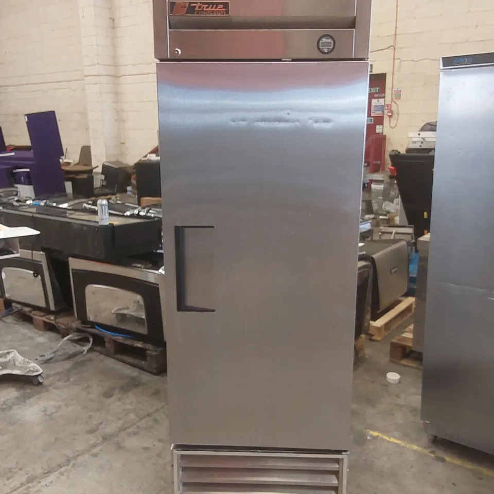 TRUE COMMERCIAL STAINLESS STEEL UPRIGHT FREEZER