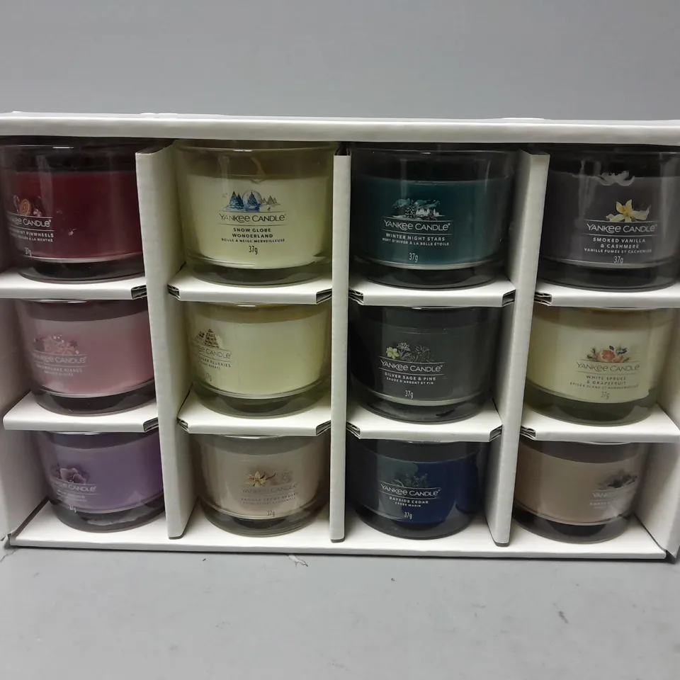 BOXED YANKEE CANDLE GIFT SET 12 FILLED VOTIVE CANDLES