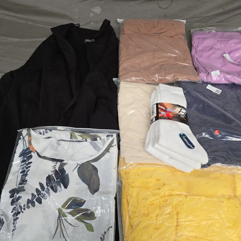 APPROXIMATELY 40 ASSORTED CLOTHING ITEMS IN VARIOUS SIZES, STYLES & COLOURS TO INCLUDE DRESSES, TOPS, SOCKS, ETC - COLLECTION ONLY