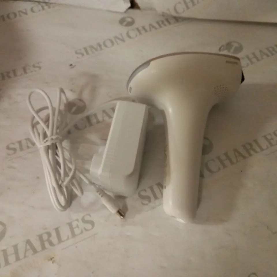 PHILIPS LUMEA ADVANCED IPL HAIR REMOVAL DEVICE