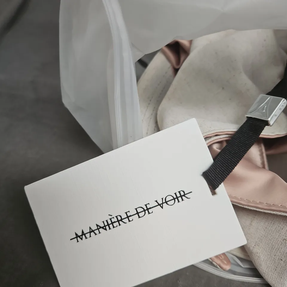 MANIÈRE DE VOIR ARIANNE LINEN BANDANA CAP - NATURAL BEIGE