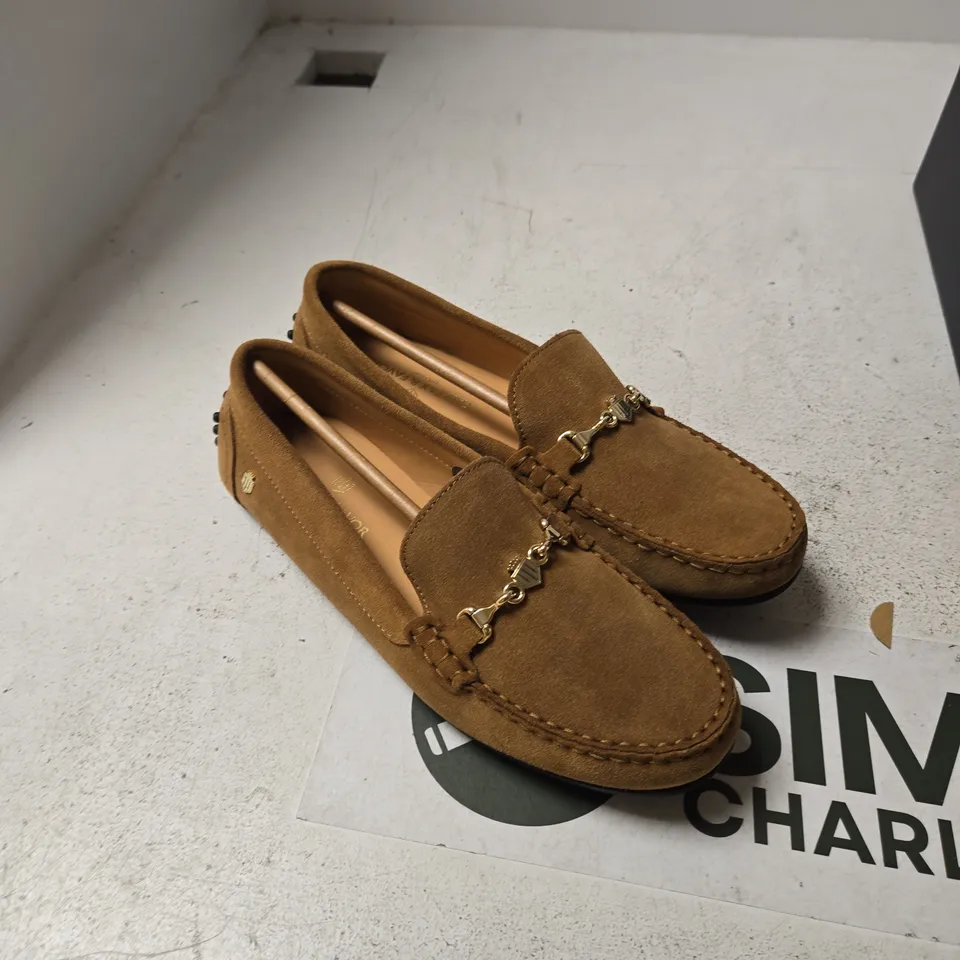 FAIRFAX & FAVOR LADIES TRINITY DRIVER TAN SUEDE LOAFERS – UK 7