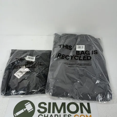 APPROXIMATELY 10 ASSORTED CLOTHING ITEMS IN VARIOUS SIZES, COLOURS & STYLES TO INCLUDE SHORT SLEEVE SHIRT , BAGGY SWEATPANTS