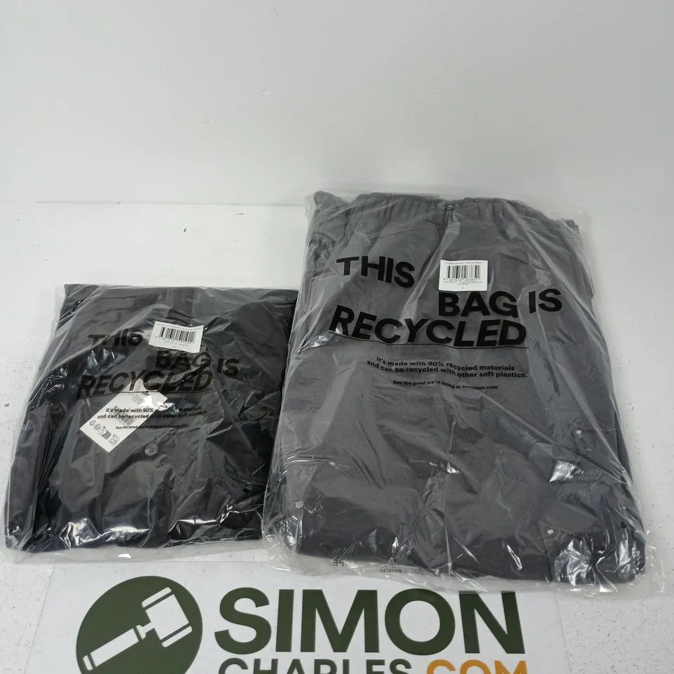 APPROXIMATELY 10 ASSORTED CLOTHING ITEMS IN VARIOUS SIZES, COLOURS & STYLES TO INCLUDE SHORT SLEEVE SHIRT , BAGGY SWEATPANTS 