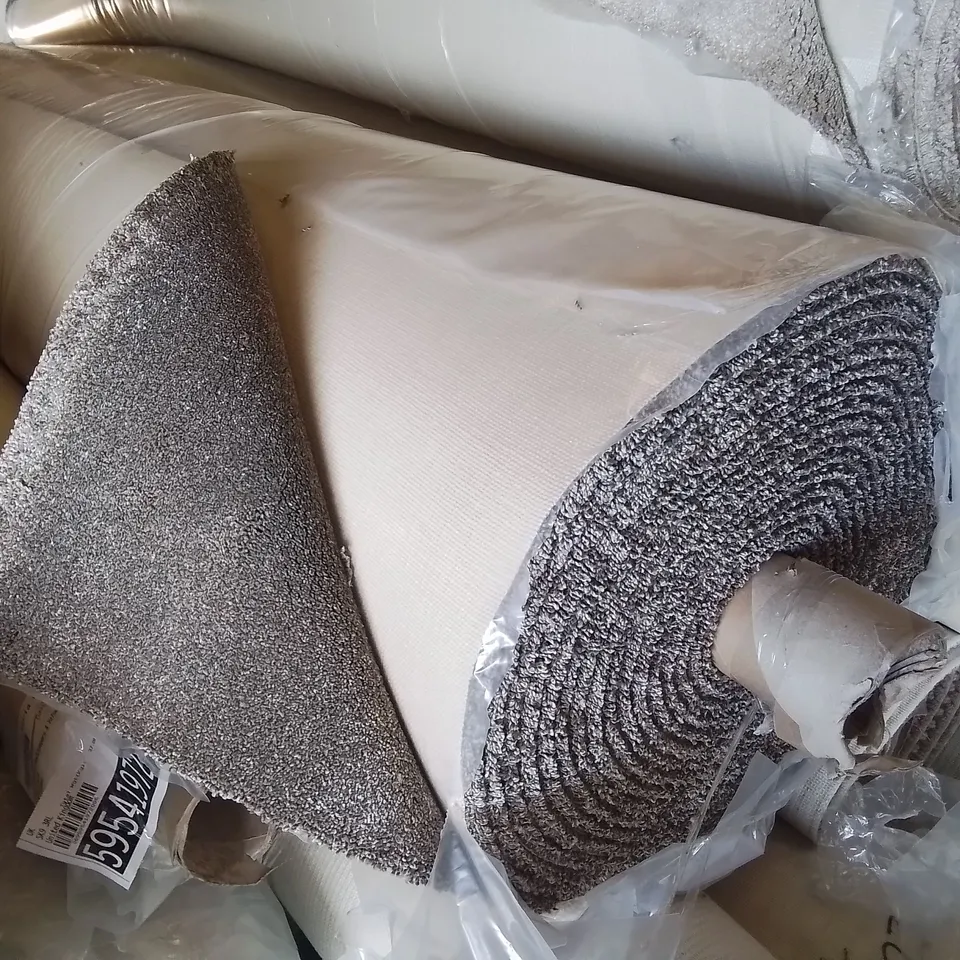 ROLL OF ULTIMATE EXPRESSIONS ASH CARPET APPROXIMATELY 5X18.25M