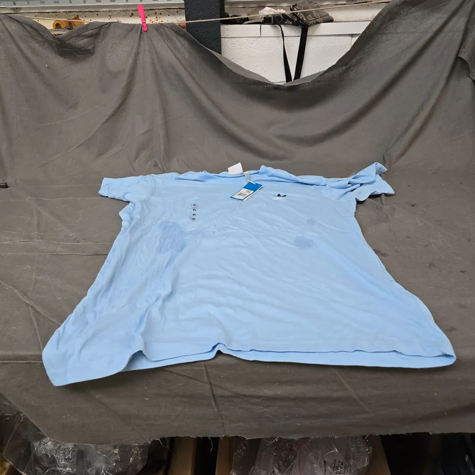 ADIDAS T-SHIRT – LIGHT BLUE, UK XL