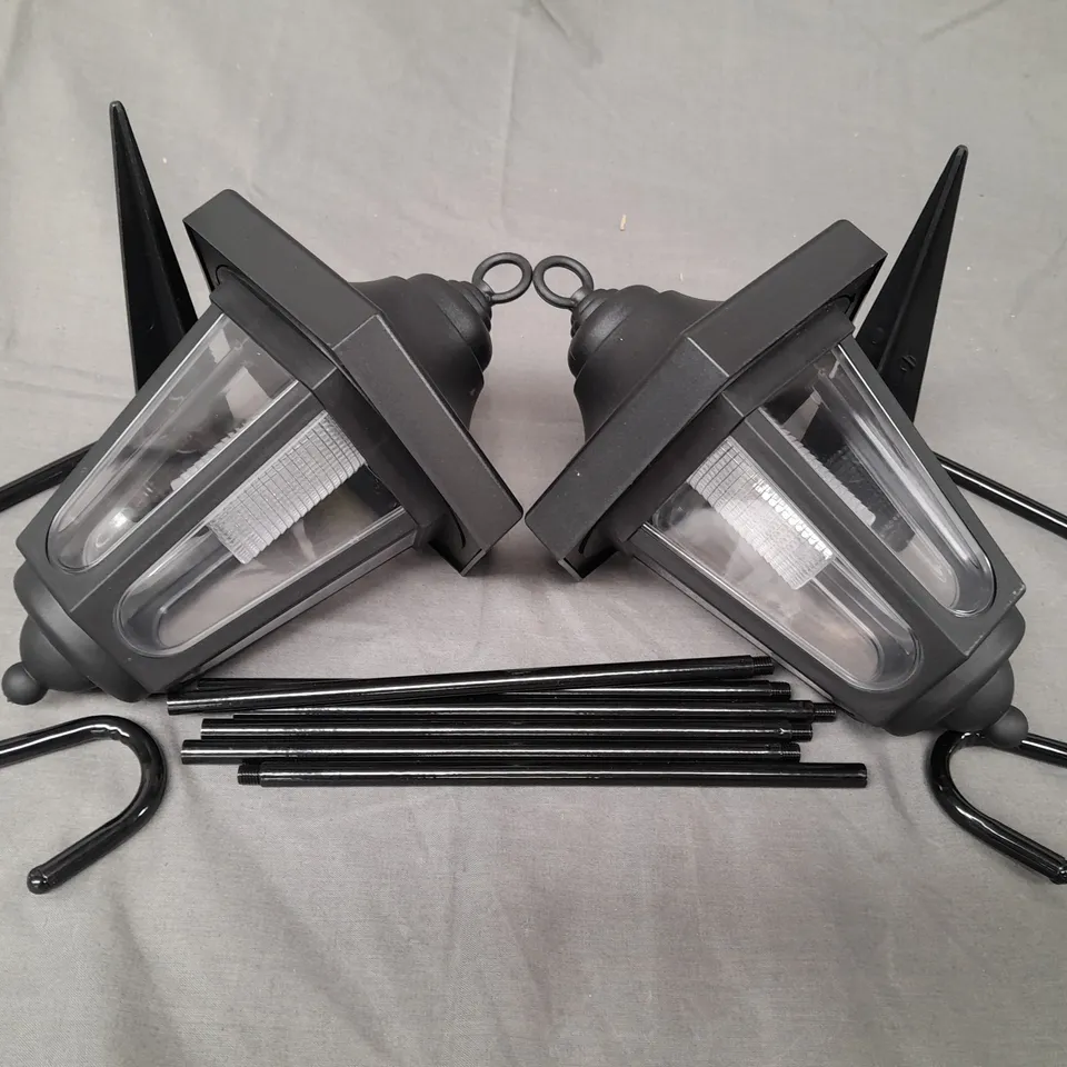 BOXED UNIBOS SOLAR SHEPHERD HANGING GARDEN LANTERNS