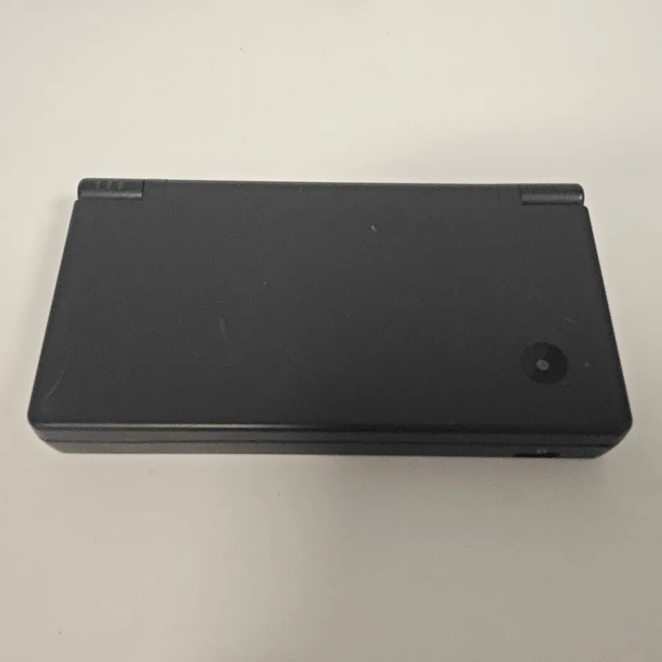 UNBOXED NINTENDO DS HANDHELD GAMING CONSOLE IN BLACK - TWL-001