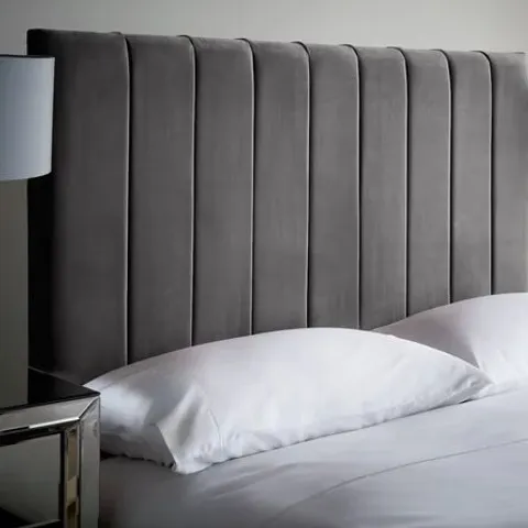 BOXED THERESA UPHOLSTERED HEADBOARD // SIZE: KING (1 BOX)