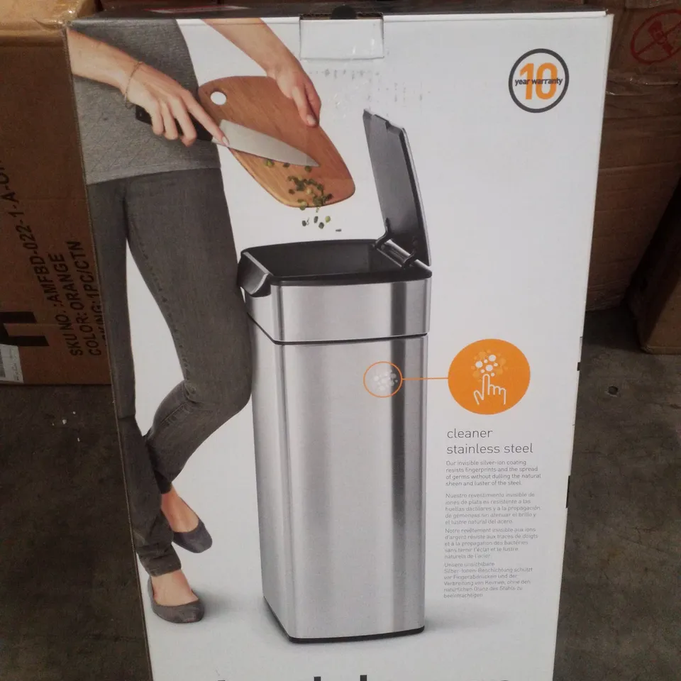 BOXED SIMPLEHUMAN 30L RECTANGULAR BIN