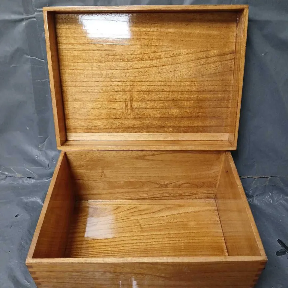 SOLID PAULOWNIA ASHES CASKET