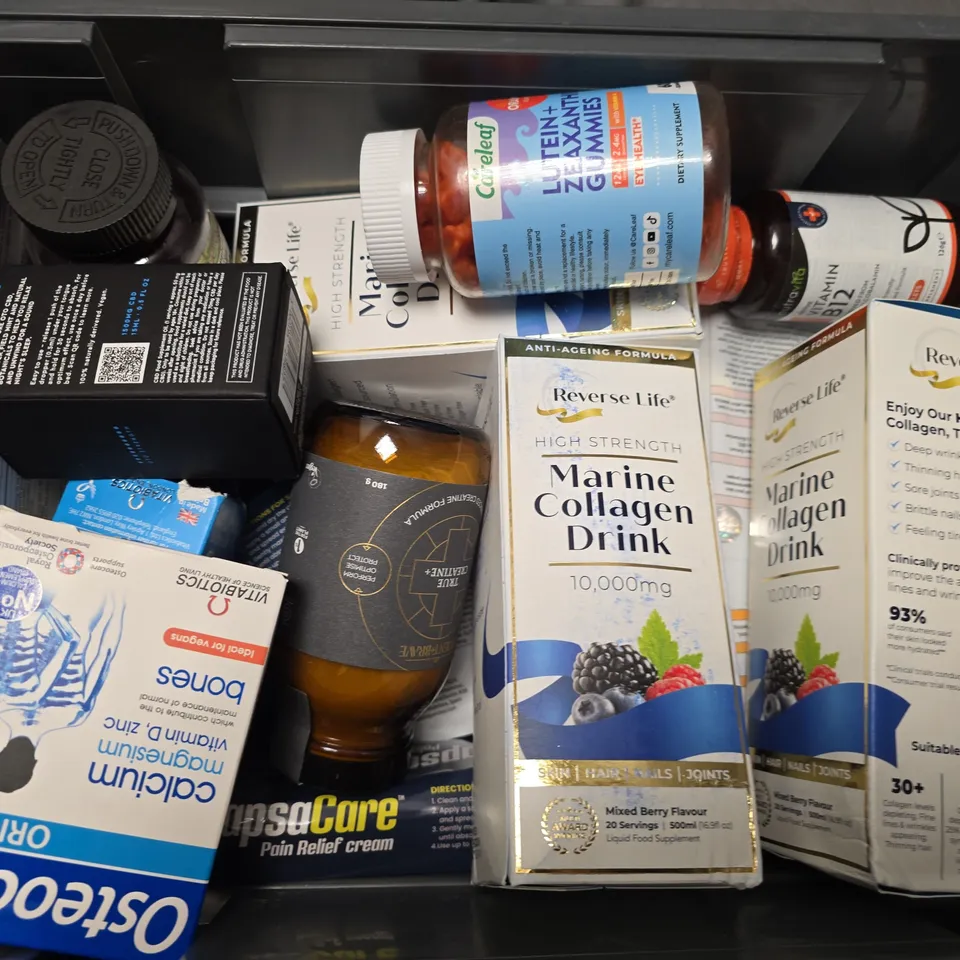 APPROXIMATELY 15 ASSORTED VITAMIN/HEALTH AID PRODUCTS TO INCLUDE ANCIENT & BRAVE CREATINE, MARINE COLLAGEN DRINK, PAIN RELIEF CREAM, ETC - COLLECTION ONLY