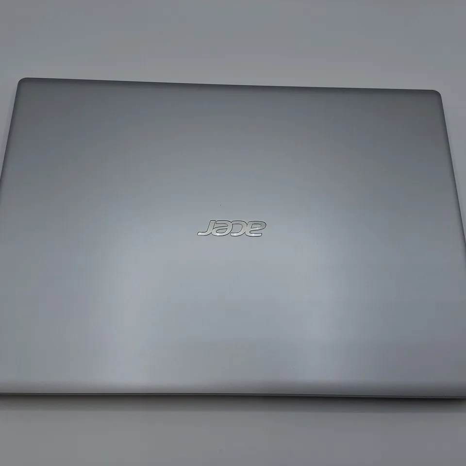 BOXED ACER ASPIRE 1 INTEL LAPTOP IN SILVER 
