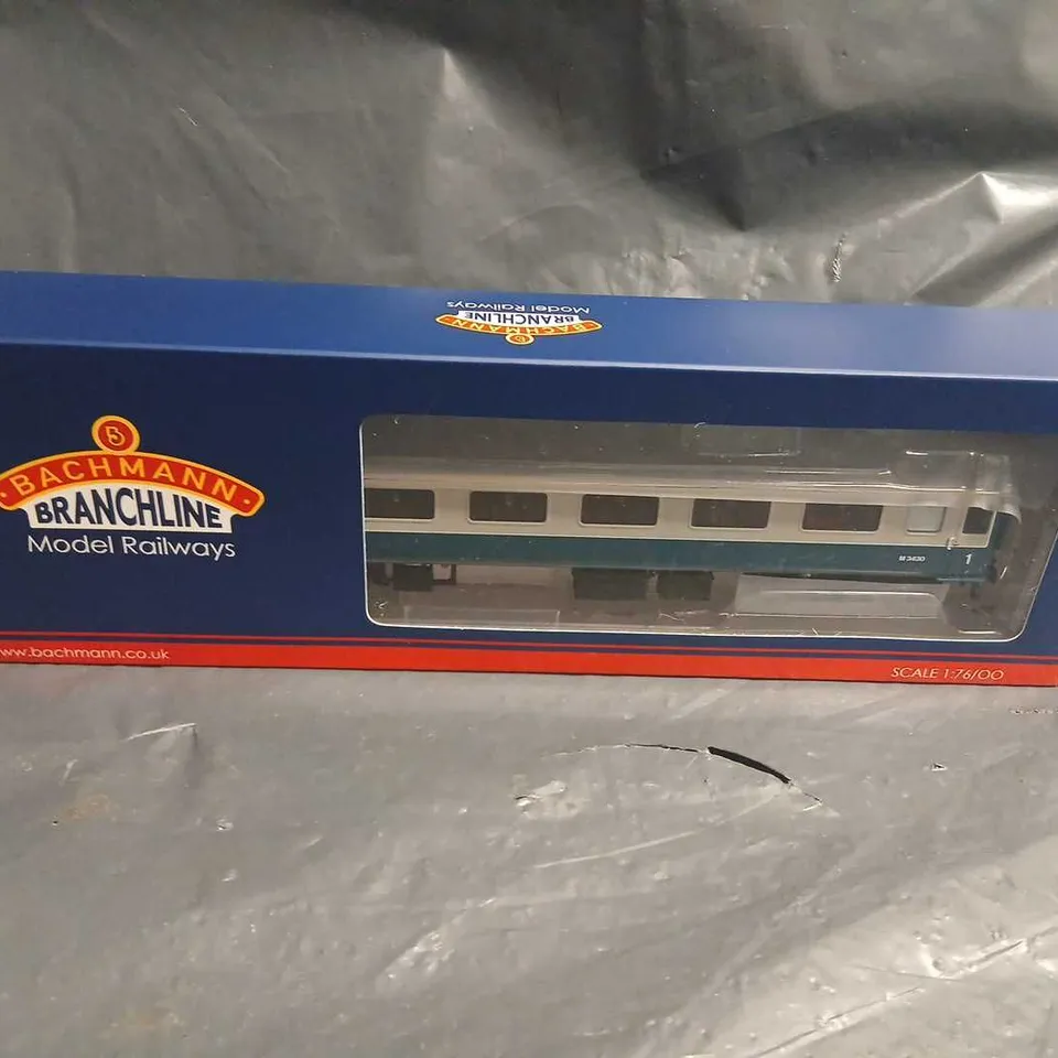 BOXED BACHMANN BRANCHLINE MODEL RAILWAYS BR MK2F FO FIRST OPEN BR BLUE AND GREY INTER CITY