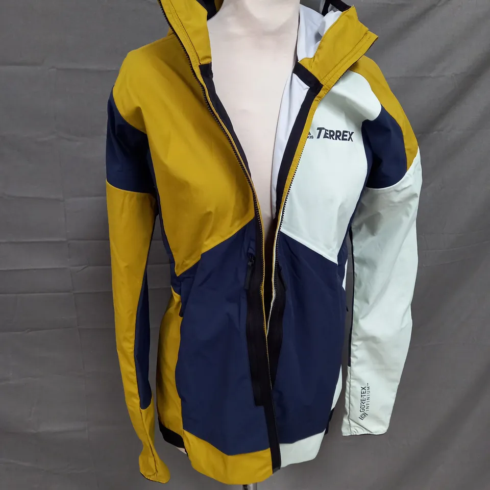 ADIDAS TERREX JACKET IN MULTICOLOUR SIZE M
