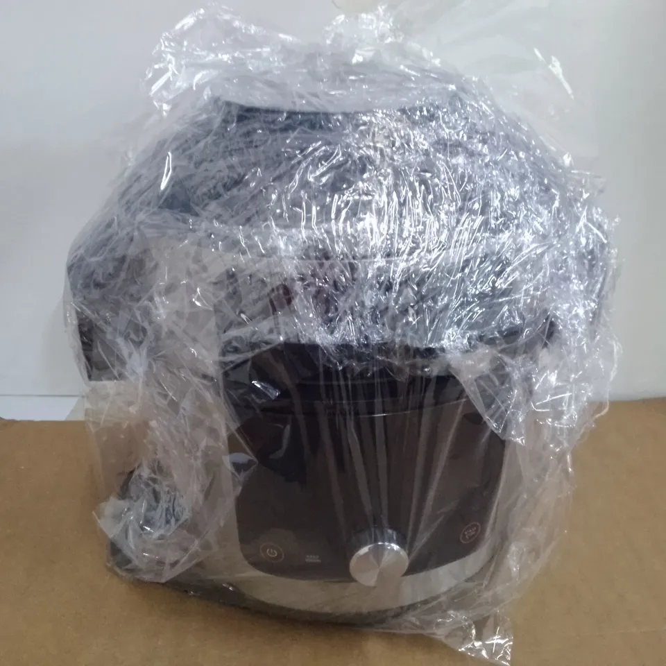 NINJA FOODI MULTI COOKER