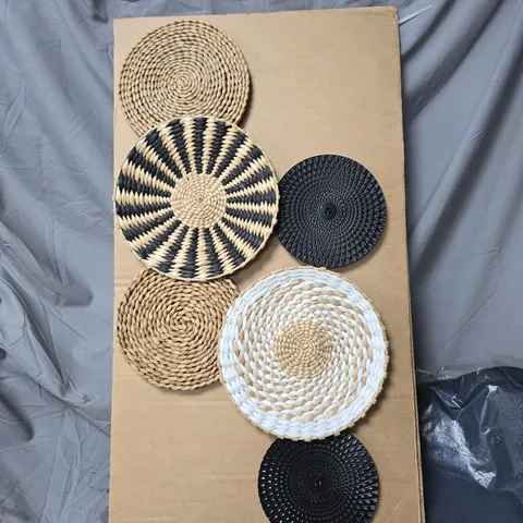 BOXED WOVEN CIRCLE WALL ART