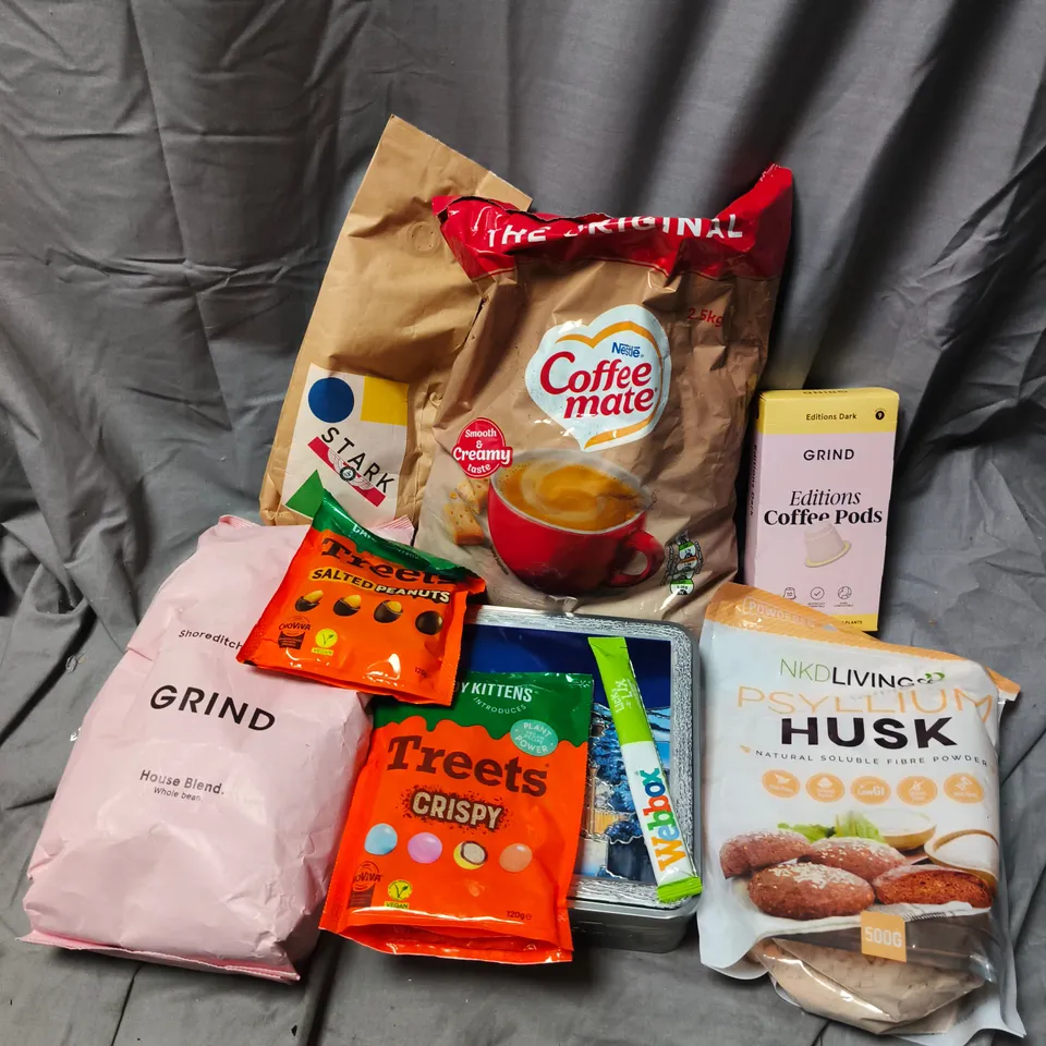 APPROXIMATELY 10 ASSORTED FOOD & DRINK ITEMS TO INCLUDE GRIND EDITIONS DARK COFFEE PODS, NESTLE COFFEE MATE, PSYLLIUM HUSK, ETC - COLLECTION ONLY
