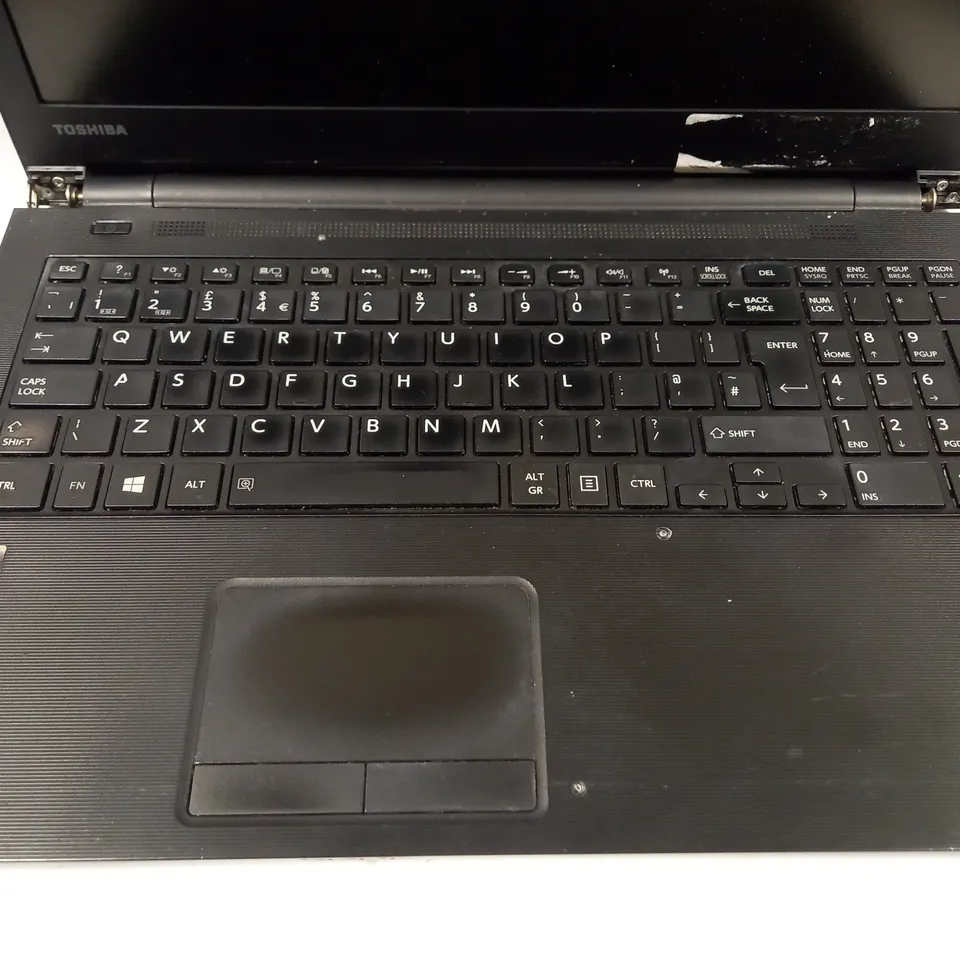 TOSHIBA SATELLITE PRO R50-B LAPTOP IN BLACK