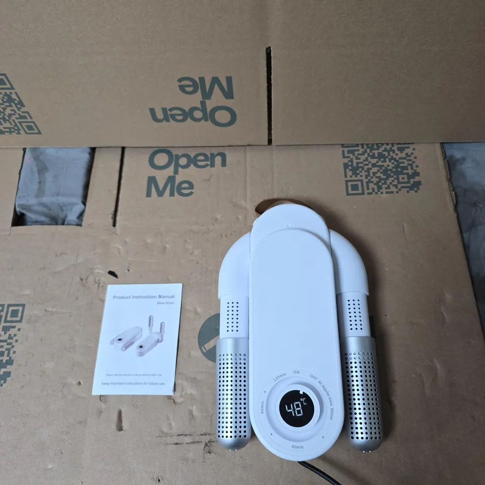 WHITE SHOE DRYER WITH DUAL VENTED ARMS AND 60MIN TIMER