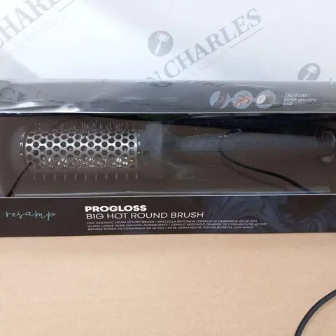 BOXED REVAMP PROGLOSS BIG HOT ROUND BRUSH