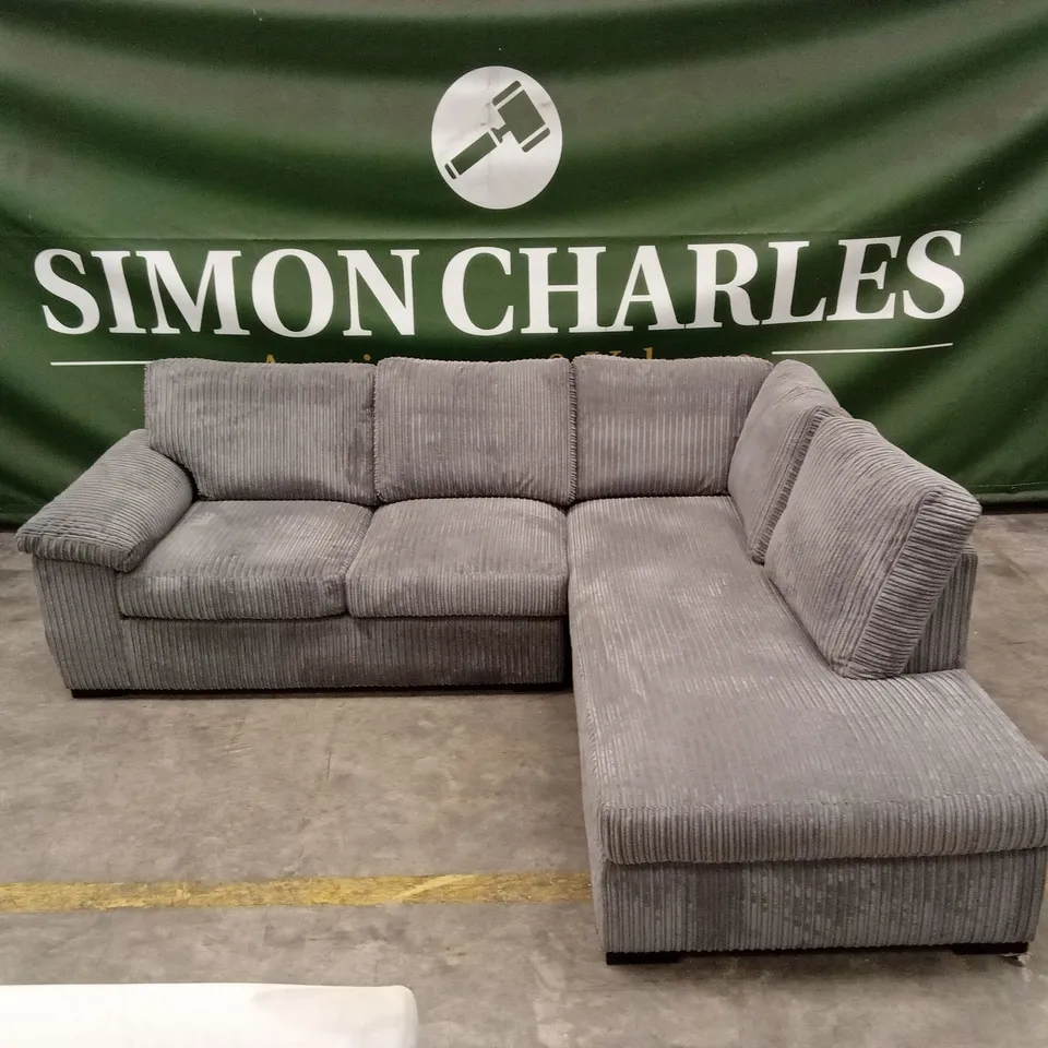 AMALFI STANDARD BACK FABRIC RIGHT HAND CORNER CHAISE SOFA RRP £949