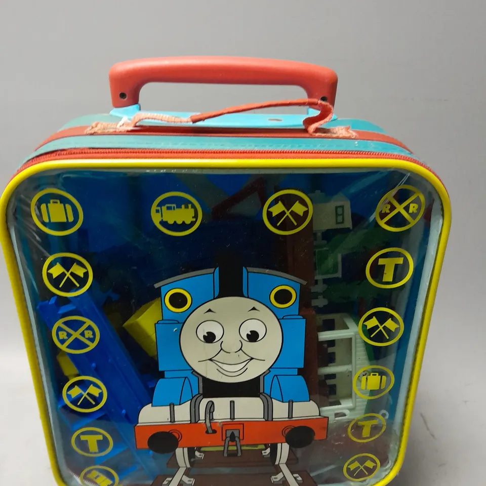 THOMAS THE TANK ENGINE CARRY ALONG SUITCASE WITH STATION SET