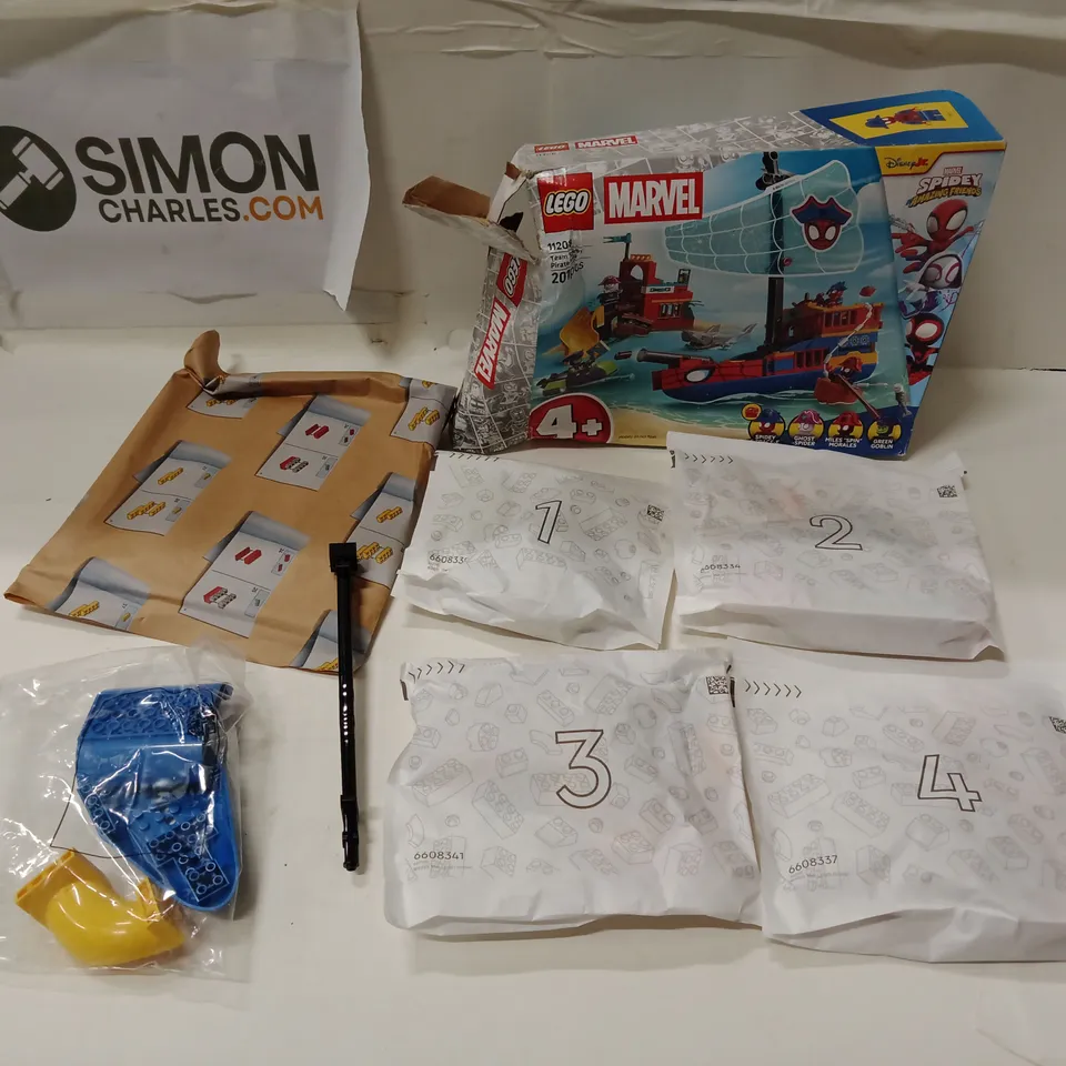 LEGO MARVEL SPIDER-MAN LEARN TO BUILD SET 11208 – BOXED WITH BAGS 1–4