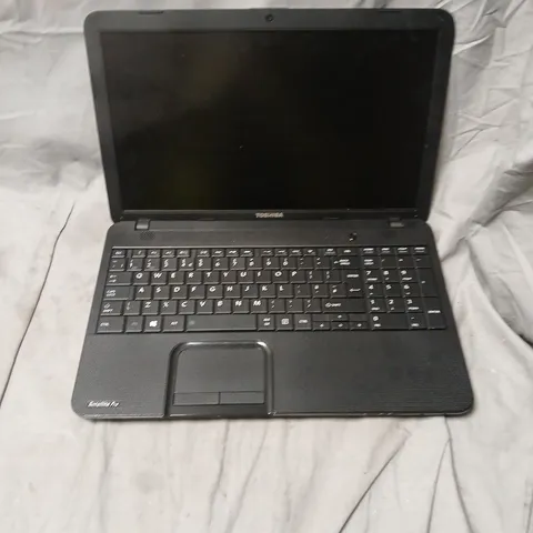 TOSHIBA SATELLITE PRO C850-1HE LAPTOP - BLACK