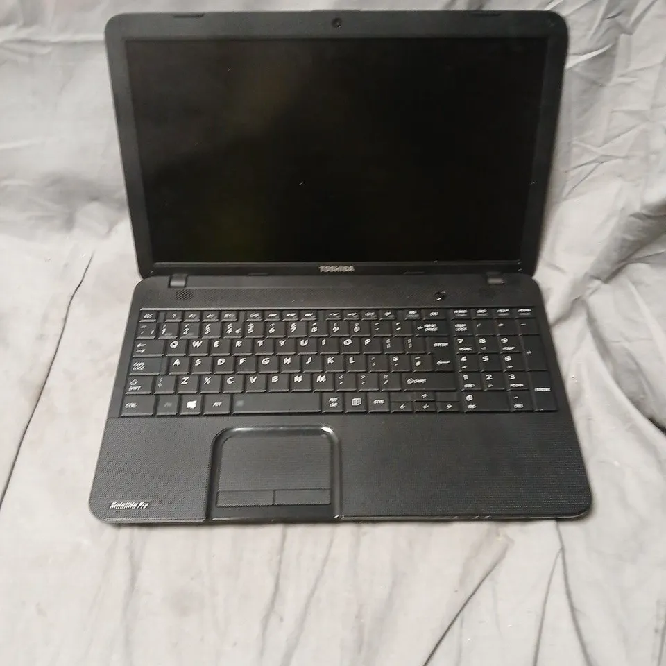 TOSHIBA SATELLITE PRO C850-1HE LAPTOP - BLACK