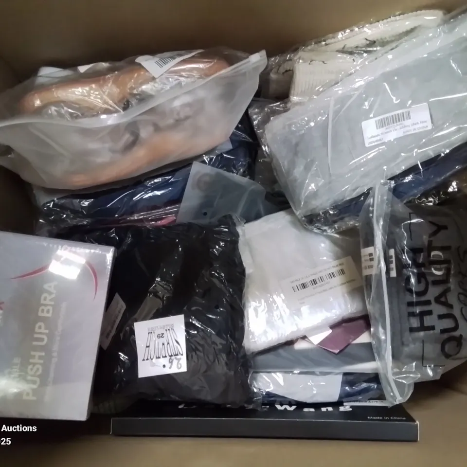 BOX CONTAINING LARGE AMOUNT OF MIXED FASHION ITEMS TO INCLUDE: LARGE AMOUNT OF SILVER PLATE AND COSTUME JEWELLERY, MIXED CLOTHING, TRAINERS, ETC.