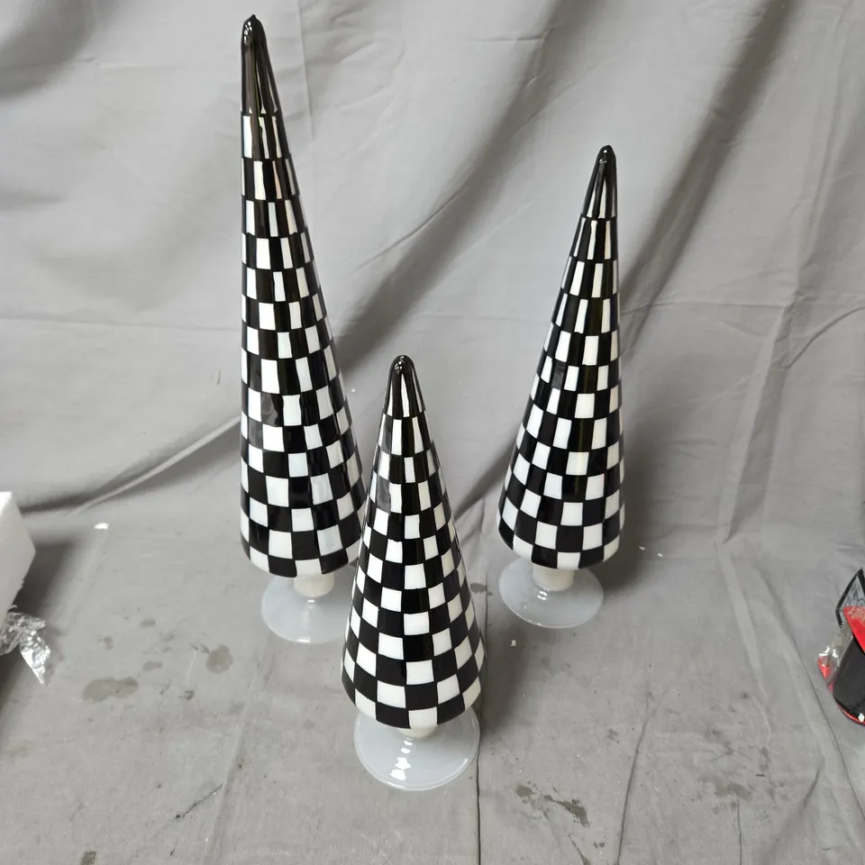 SET OF 3 GLASS CONE SCULPTURES – BLACK & WHITE CHECKER PATTERN