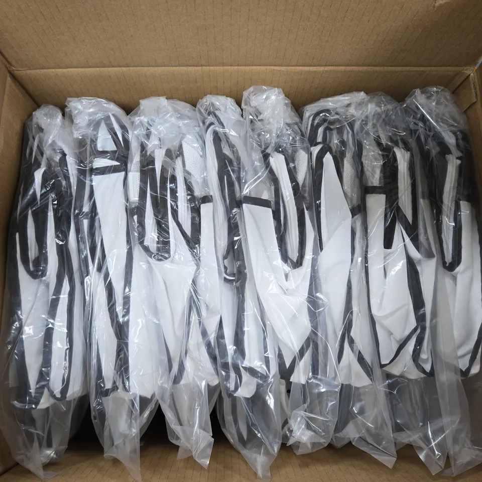 LARGE BOX OF APPROX 8 VACUUM STORAGE BOX SET WITH VACUUM BAGS – SPACE SAVER (BOXED)