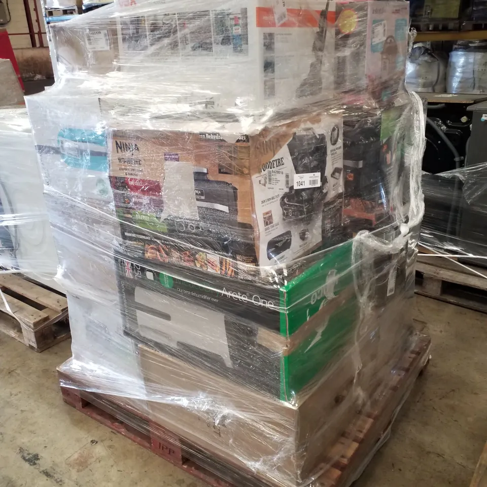 PALLET OF APPROXIMATELY 22 UNPROCESSED RAW RETURN HOUSEHOLD AND ELECTRICAL GOODS TO INCLUDE;
