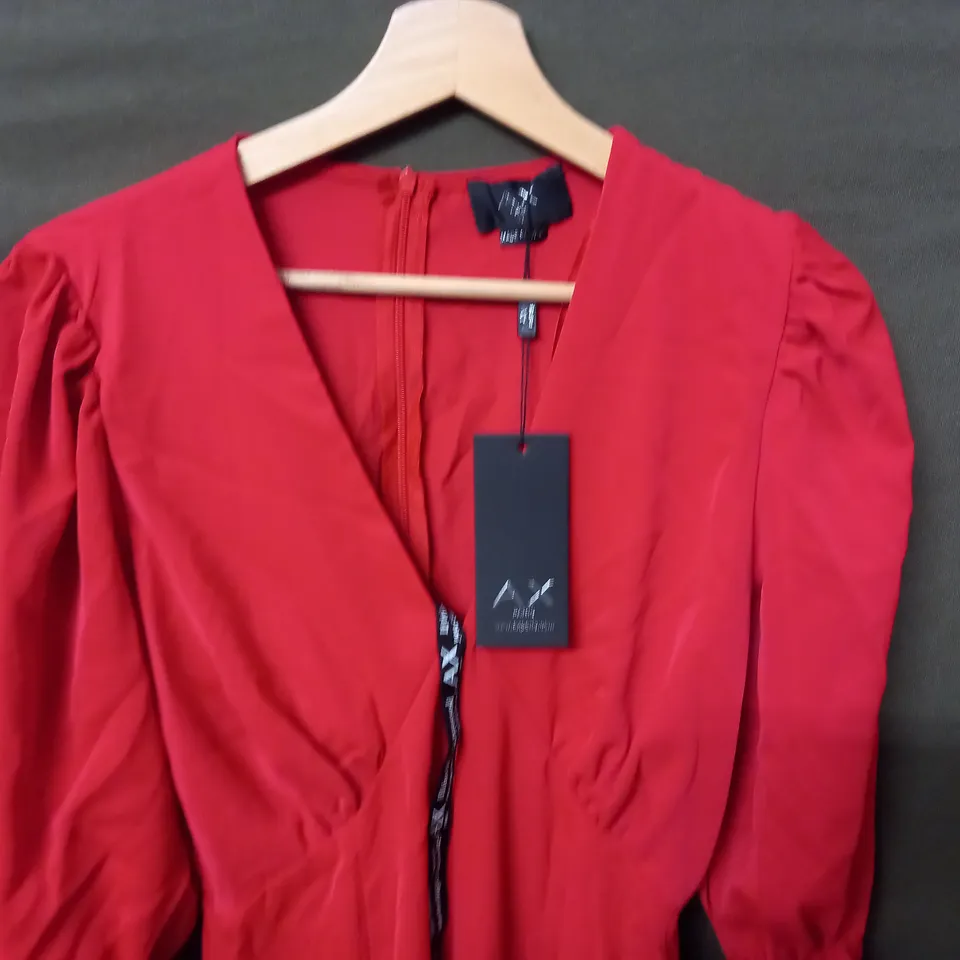 AX PARIS RED V-NECK SLEEVED DRESS - 10
