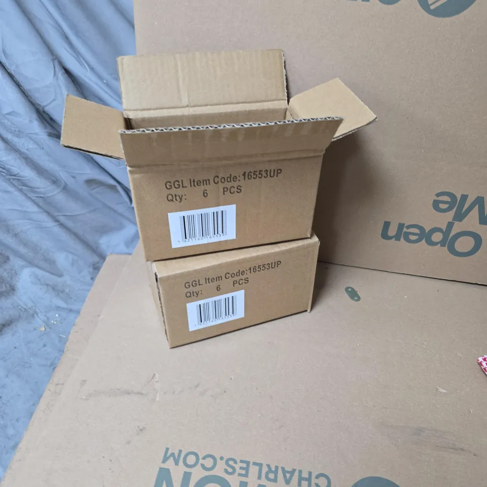 2 BOXES OF ASSORTED GISELA GRAHAM SMALL DECORATIONS 