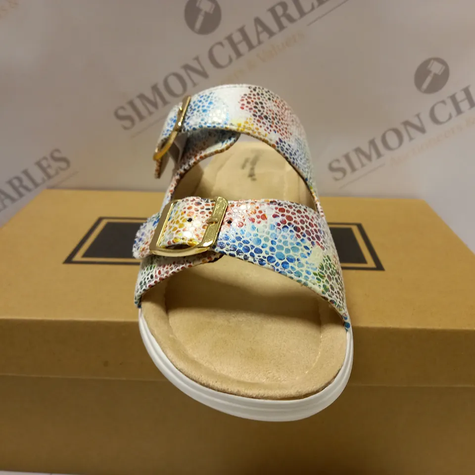 BOXED PAIR OF CUSHION WALK STRAPPY SANDALS, WHITE - SIZE 5