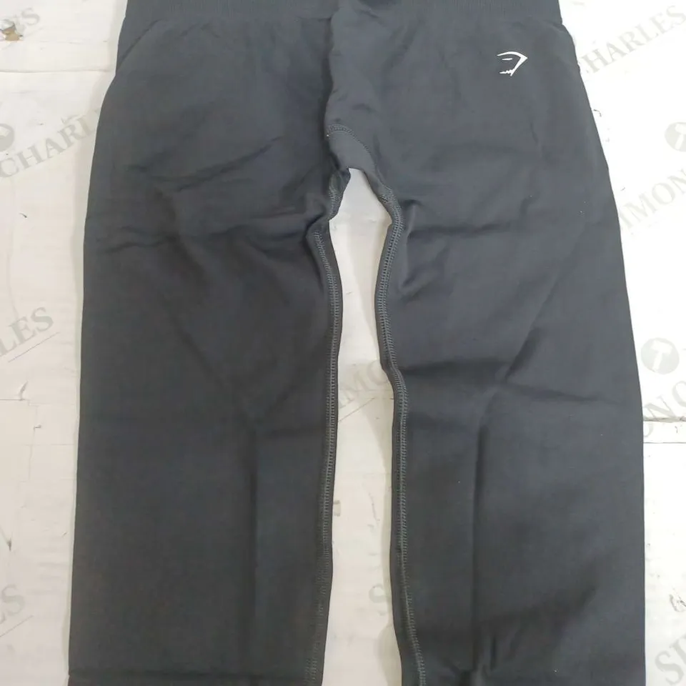 GYMSHARK EVERYDAY SEAMLESS LEGGINGS IN BLACK - MEDIUM