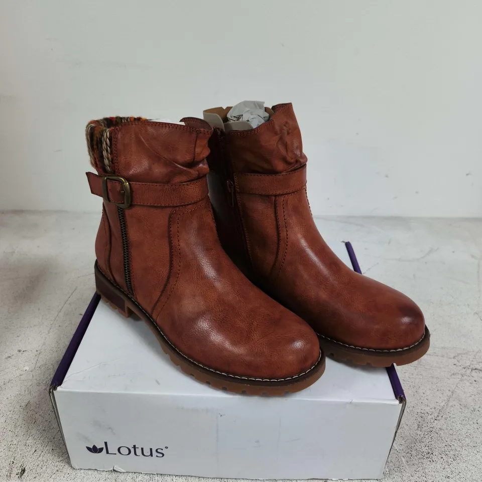 BOXED PAIR OF LOTUS TRIANA TAN LEATHER ANKLE BOOTS – EU 41