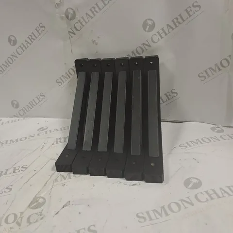 BOX OF 5 ASSORTED ITEMS TO INCLUDE SHELF BRACKETS, PICTURE FRAMES, CANDLES