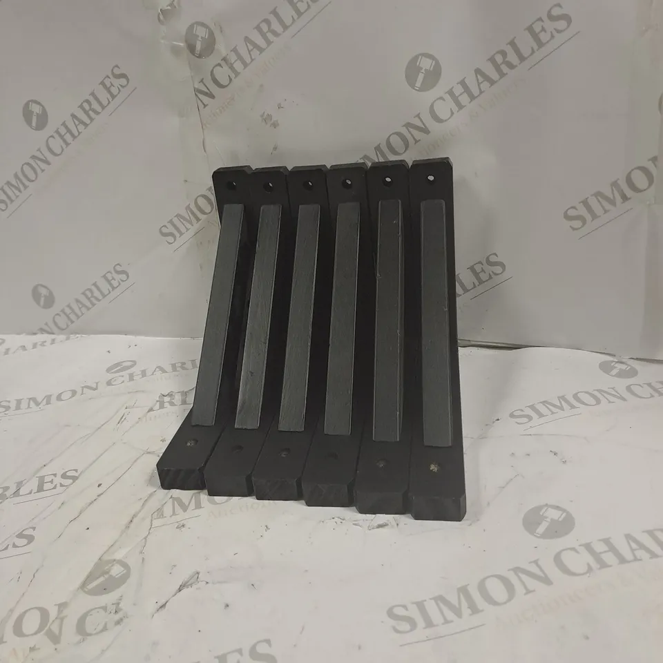 BOX OF 5 ASSORTED ITEMS TO INCLUDE SHELF BRACKETS, PICTURE FRAMES, CANDLES 