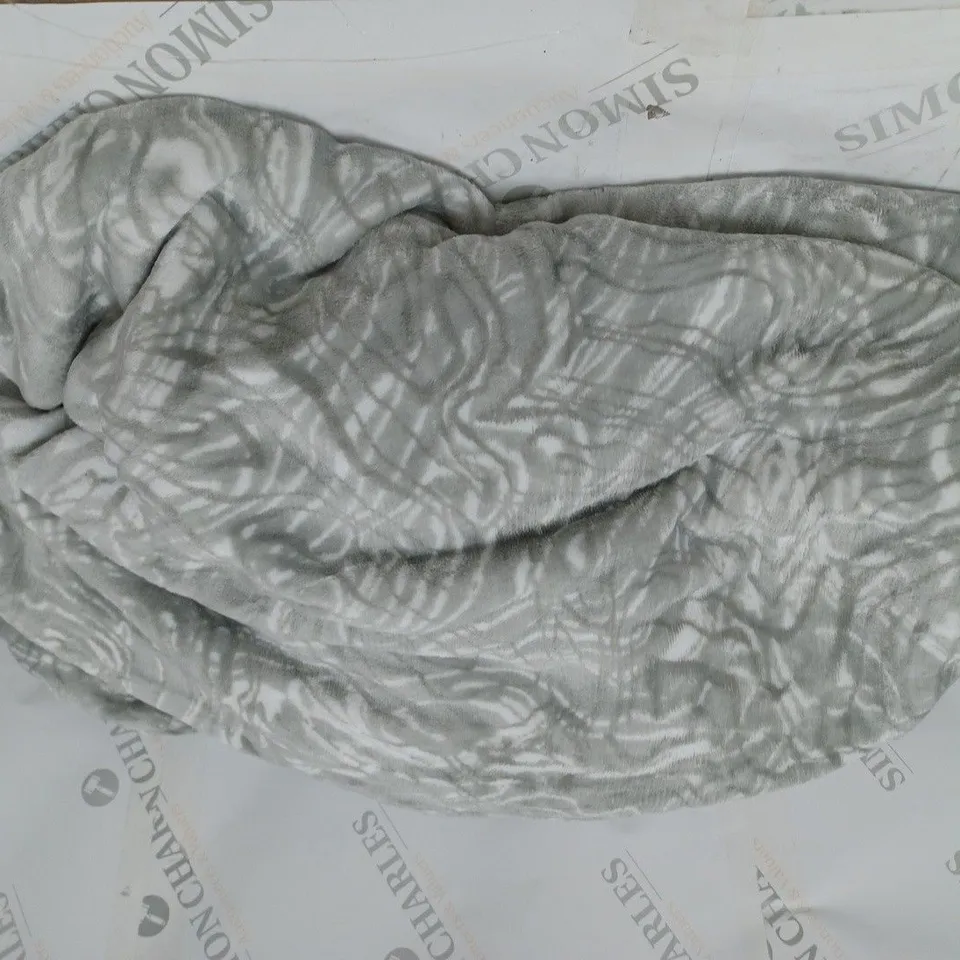 COZEE HOME MARBLE SWIRL VELVETSOFT DUVET SET