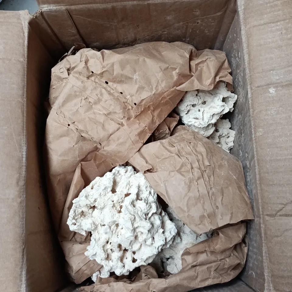 NATURAL ROCK REEF SAVER APPROX 20KG BOXED AQUARIUMS