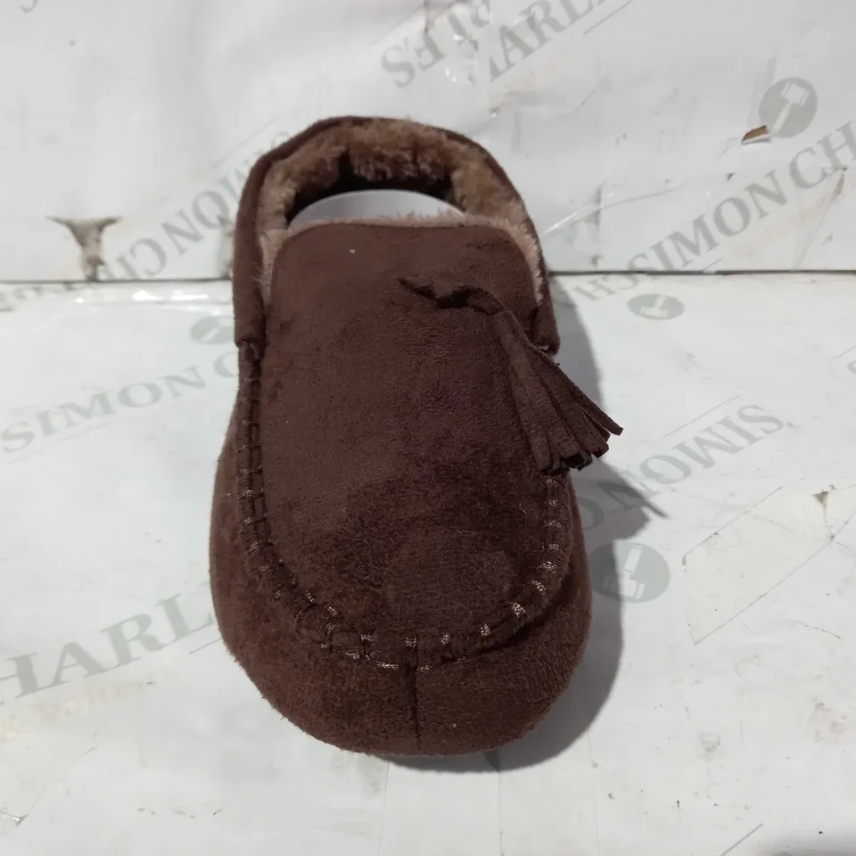 BOXED PAIR OF SAVILE ROW SLIPPERS IN BROWN UK SIZE 9