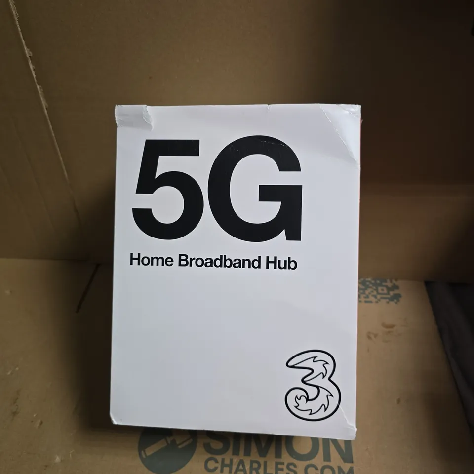 THREE 5G HOME BROADBAND HUB – BOXED