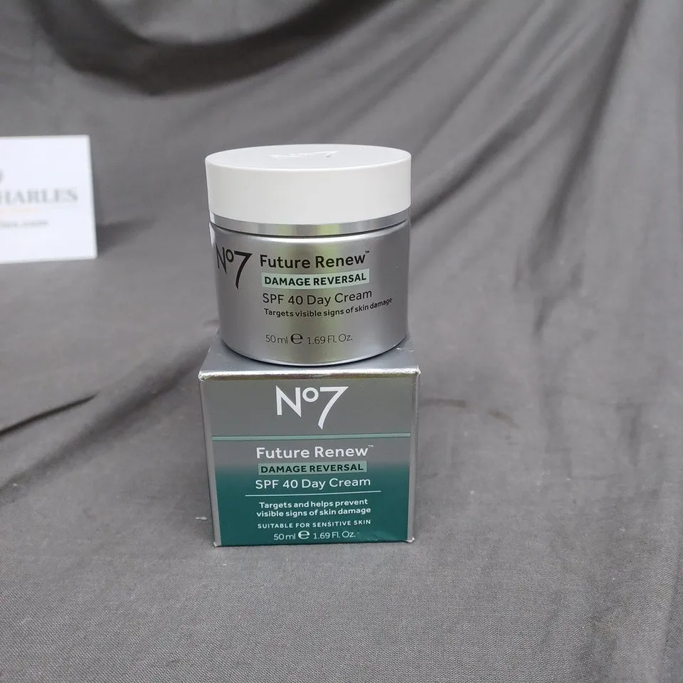 NO7 FTURE RENEW DAMAGE REVERSAL SPF 40 DAY CREAM 50ML