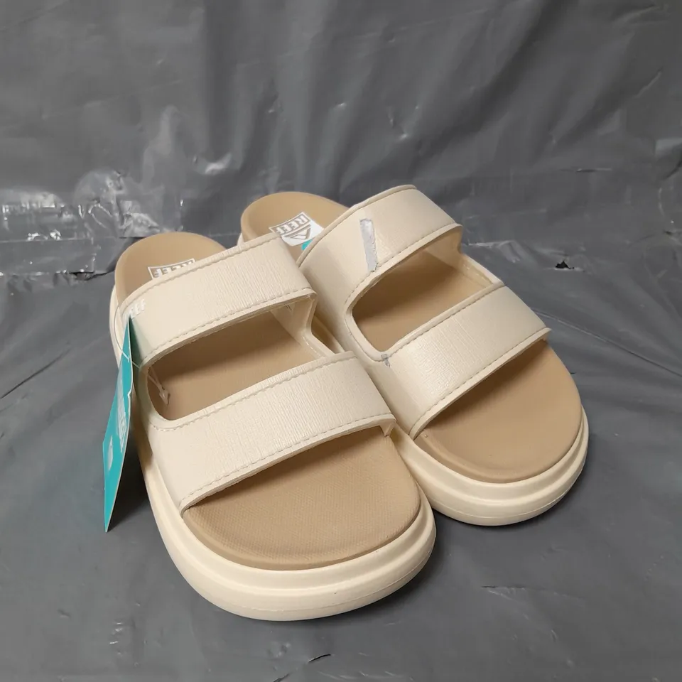 REEF CUSHION BONDI 2 BAR SLIP ON SANDALS - VINTAGE OASIS - BEIGE - 6  RRP £55